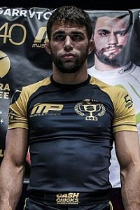 Garry 'The Lion Killer' Tonon